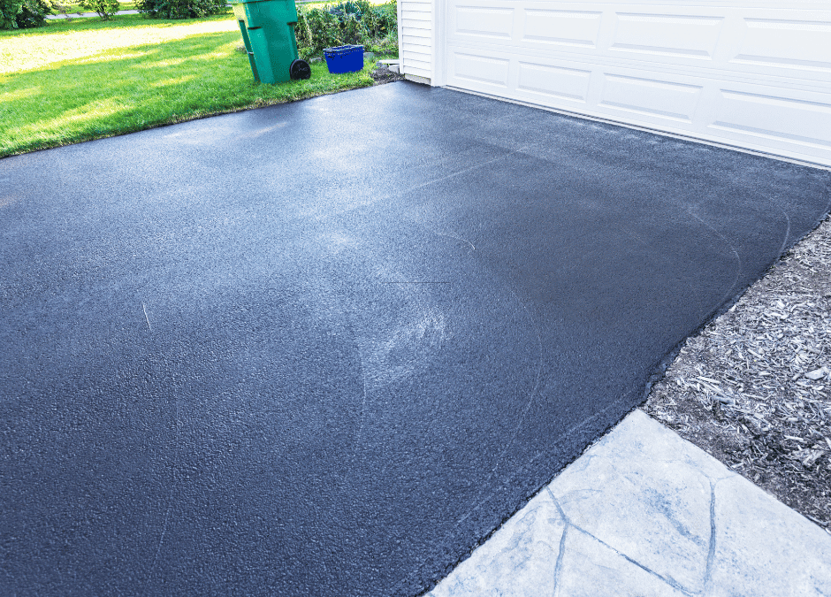 Top 5 Reasons Why Atlanta Asphalt is Your Best Choice for Driveway and Road Solutions